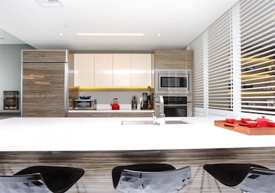 Icon Bay unit 2903, Miami, FL 33137 - photo 6