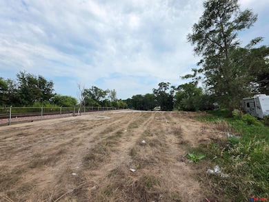 1211 S 5th St, Omaha, NE 68108 - photo 4