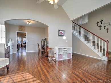 1728 W Charleston St, Broken Arrow, OK 74011 - photo 4