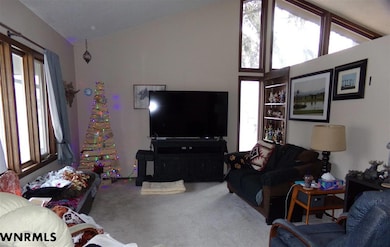 2118 5th Ave, Scottsbluff, NE 69361 - photo 2