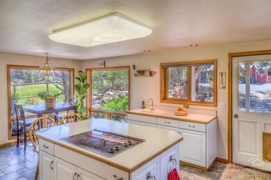 23265 Cindy Ct, Bend, OR 97701 - photo 6