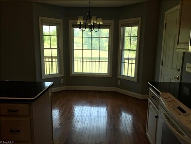 2879 Woodhaven Dr, Asheboro, NC 27205 - photo 5