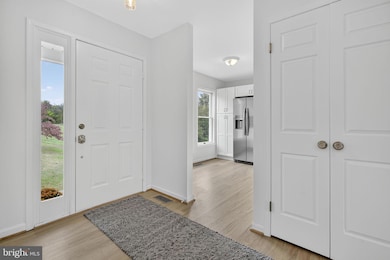 10637 Crest Hill Rd, Marshall, VA 20115 - photo 6