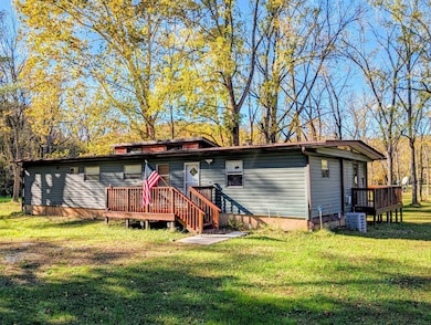 504 Dunbrack Cir, Covington, VA 24426 - photo 3