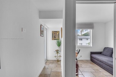 240 Galen Dr unit 314, Key Biscayne, FL 33149 - photo 5