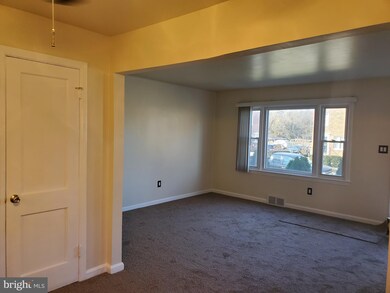 1129 Booker Dr, Capitol Heights, MD 20743 - photo 6