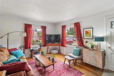 1504 57th Place, Des Moines, IA 50311 - photo 2