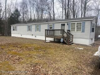 72 Kosinski Rd, Covington Township, PA 18444 - photo 2