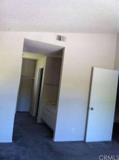 HIGH CEILING MASTER BEDROOM