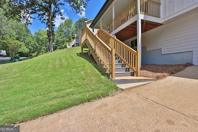 2768 Hawk Trace Ct NE, Marietta, GA 30066 - photo 4