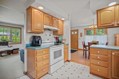85 Dawson St, South Portland, ME 04106 - photo 7
