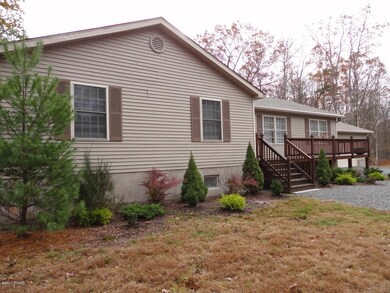 123 Parkwood Dr, Hawley, PA 18428 - photo 6