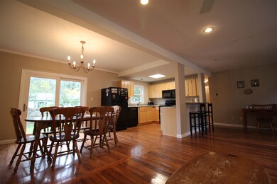 12 Simonds Rd, Portsmouth, NH 03801 - photo 2