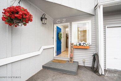 Come in, you're gonna love this place!