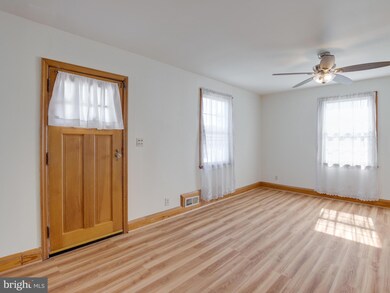 1700 Summit Ave, Halethorpe, MD 21227 - photo 4