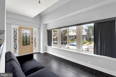 7222 Spruce St, Upper Darby, PA 19082 - photo 3