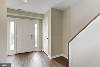 5341 Chase Lions Way, Columbia, MD 21044 - photo 3