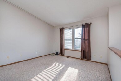 1282 Pinnacle Dr, Columbus, OH 43204 - photo 4