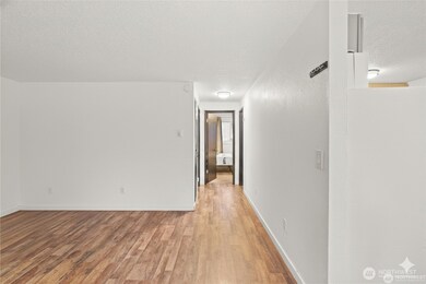 18816 Mountain View Dr E unit F, Bonney Lake, WA 98391 - photo 3