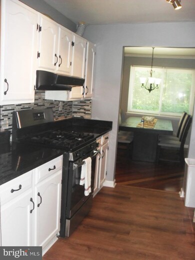 214 W Deer Park Rd unit 104, Gaithersburg, MD 20877 - photo 5