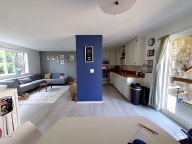 646 SW 11th Unit 2