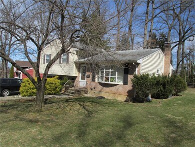 2469 S 6th St, Allentown, PA 18103 - photo 2