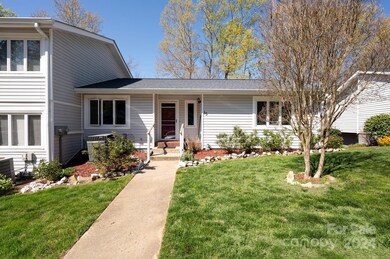 15 Hollybrook Dr unit 5, Asheville, NC 28803 - photo 4