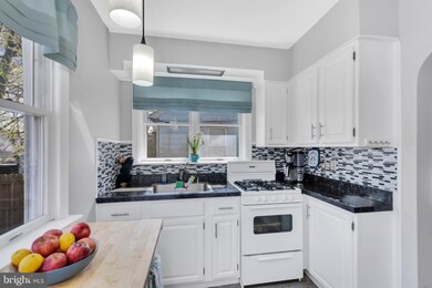 204 W 6th St, Palmyra, NJ 08065 - photo 7