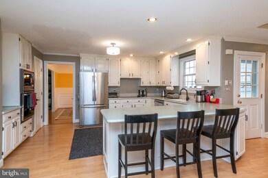 22 Old Elm Ct, Lutherville Timonium, MD 21093 - photo 5