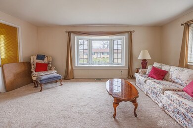 1818 Kathy Ln, Miamisburg, OH 45342 - photo 7