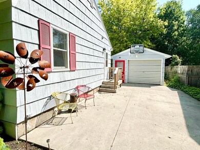 1645 2nd St N, Fargo, ND 58102 - photo 4