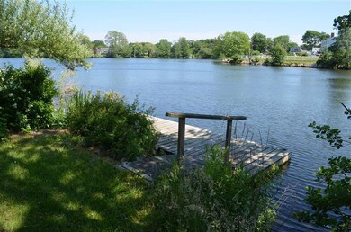 52 Pond Rd, Falmouth, MA 02540 - photo 2