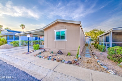 2233 E Behrend Dr unit 142, Phoenix, AZ 85024 - photo 2