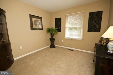 8720 Littlewood Rd, Parkville, MD 21234 - photo 6