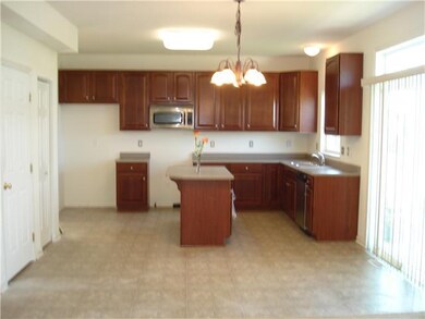 Kitchen Plenty of Cupboards and convenient Island