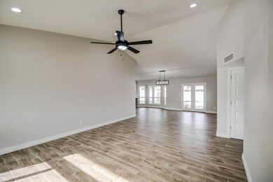 LIVING ROOM 1