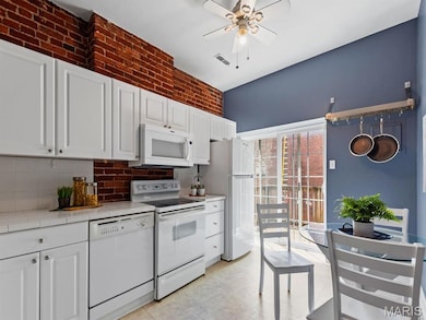 2352 Albion Place unit 2W, Saint Louis, MO 63104 - photo 6