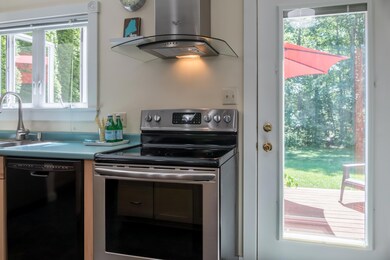 29 Redwood Ln, Brunswick, ME 04011 - photo 7