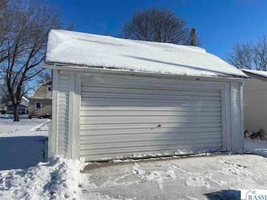 919 N Washington St, New Ulm, MN 56073 - photo 4