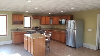 106 Torrey Rd, Wakefield, RI 02879 - photo 2