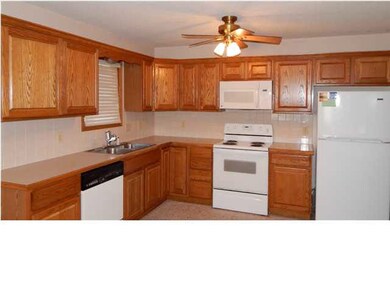 Fully Applianced Kitchen