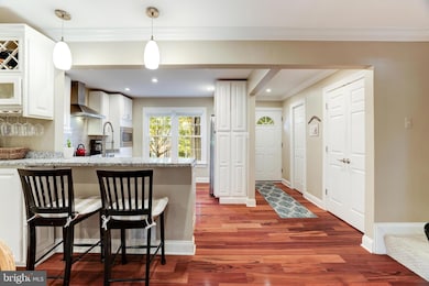 11867 Abercorn Ct, Reston, VA 20191 - photo 6