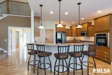 27 Nicholas Ct, Eldridge, IA 52748 - photo 6