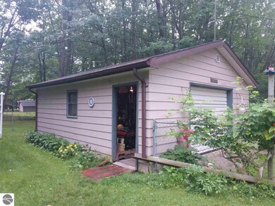 4212 E Anne St, Au Gres, MI 48703 - photo 5