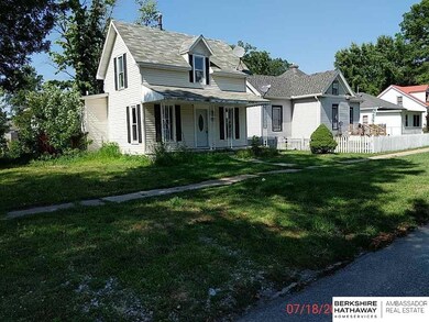 811 8th Ave, Shenandoah, IA 51601 - photo 2