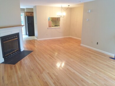 30 Walnut Cir, MerriMacK, NH 03054 - photo 4