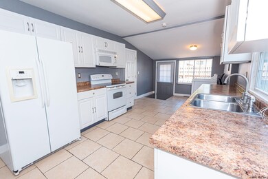 2149 Hollywood Ave, Schenectady, NY 12306 - photo 6