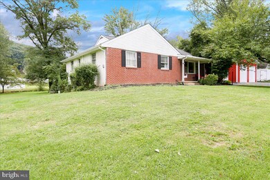 22 Moyer Rd, Boyertown, PA 19512 - photo 2