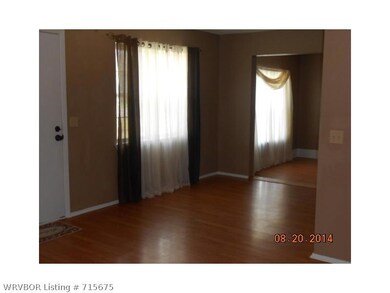 300 Railroad Ave, Heavener, OK 74937 - photo 5