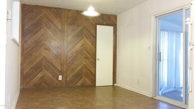 2138 Bills Dr, Jacksonville, FL 32210 - photo 6